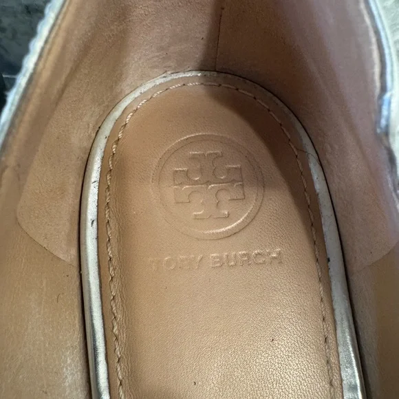 Tory Burch pointy skimmer with pearl logo 9.5m - Picture 8 of 10